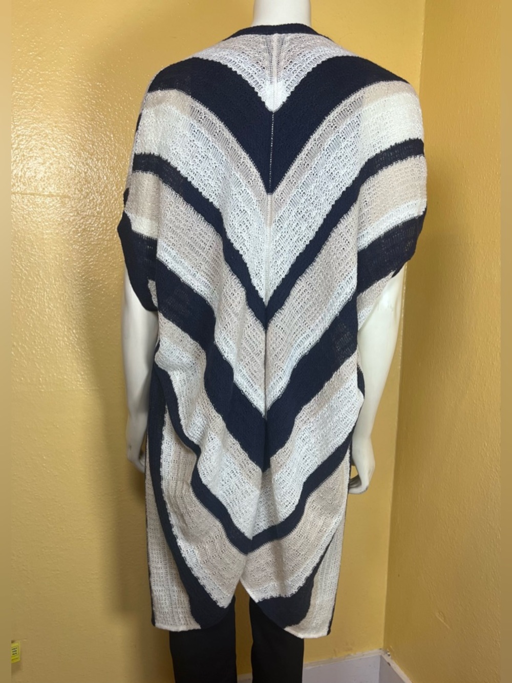 Ann Taylor Striped Open-Knit Kimono Sweater in Navy, Cream, Tan One Size NWT - Picture 4 of 13